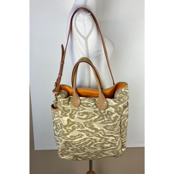 Isaac Mizrahi XL Ikat Camouflage Canvas Travel Tote Bag Carry On Tan - Picture 2 of 9